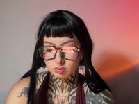 I love exploring my sexual boundaries and am intrigued by online sex; I enjoy the wild ideas you have in mind—and I hope you enjoy mine. Keep in mind that I’m very open-minded, and in my room, you can enjoy yourself without limits.
