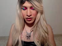 I am a very dominant non-binary Latina. I am 21 years old. I like slaves without limits, submissive, flirtatious, dirty and accommodating with everything their mistress asks of them. I decided to govern my slaves.