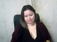 I’m a fiery redhead with curves that were made to be admired and a playful mind that loves a little temptation. My energy is warm, teasing and a little dangerous in the best possible way. I enjoy the moment when eyes meet through the screen and the atmosphere slowly fills with curiosity and desire.
I’m confident in my body and I love showing it in a way that feels natural and captivating. Soft curves, expressive eyes and a smile that can be sweet one moment and incredibly mischievous the next.My room is a place where we can relax, laugh, flirt and escape the ordinary world for a while. Sometimes I’m playful and teasing, sometimes gentle and affectionate, and sometimes I simply enjoy driving you a little crazy with my charm.If you enjoy confident women with curves, fiery hair and a playful personality, you might find yourself coming back again and again.