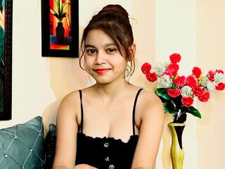 camgirl showing pussy AdrianaReyez