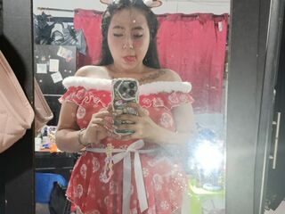 camgirl masturbating with sex toy AlejandraHeart