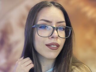 camgirl webcam photo EmaLowee