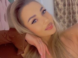 fingering webcamgirl IvyThompson