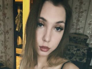 topless webcam girl LeannHonnerlaw
