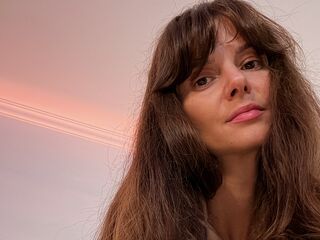 topless webcamgirl LilyRoselyn