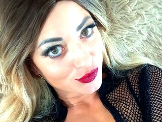 hot videochat LionessoneForu