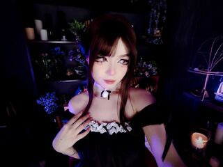 cam strip tease MaddyMystie