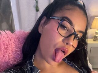 camslut MihaCameron