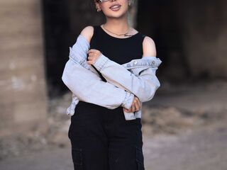 adult cam chat NainaSingh