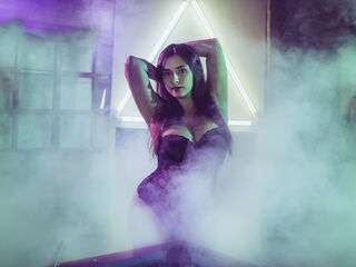 free nude webcam show SuzyAmaya