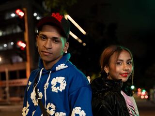 live couple webcam show KarinAndMichisu