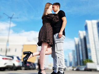 adult webcam couple LanaAndTimur