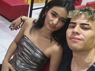 live sex webcam video MadissonandRobin