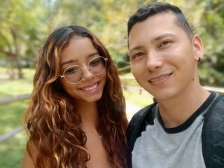live porn web cam MeganAndJulian