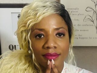 bondage girl web cam Lolaredstarr