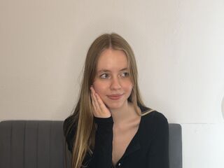 web cam show AbigailLee