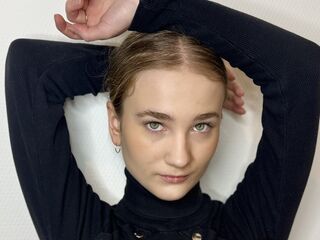 naughty cam girl fingering pussy AdamMcghin