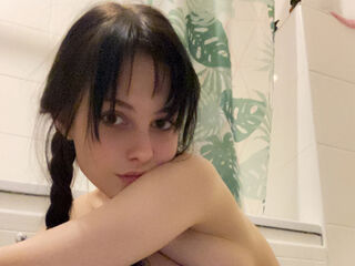 naughty camwhore AgniXeny