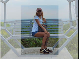 chatroom webcam picture Akhisha