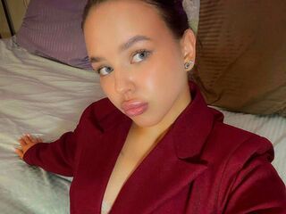 camgirl showing tits AlisaSteele