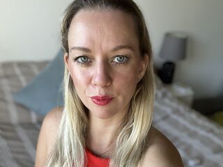cam girl spreading pussy AmindaRobin