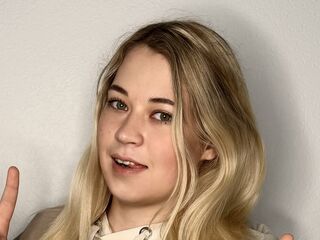 hot chatroom AnjaTruehart