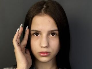 camgirl fingering pussy AnnetPintonin