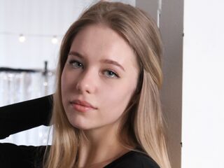 camporn AnnetteMajid