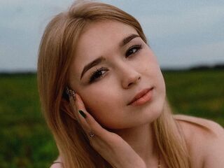 cam AnnieMounten