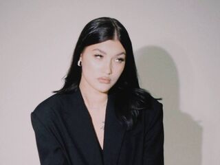 adult chat AsiaShifman