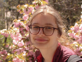 fingering webcamgirl AureliaVyxen