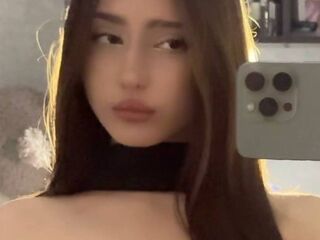live teaser web cam BellaJersiquins