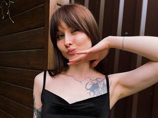 webcam striptease show BellaMirage