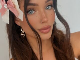 dirty webcam BellaSophiaSky