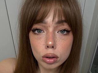camgirl masturbating with sex toy CaitlinBlethen