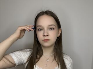 girl shaving pussy CharleneAplin