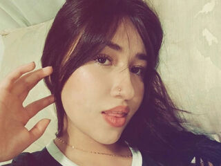 hot girl ClaireThomas