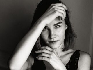 streaming live webcam ClareFlorence