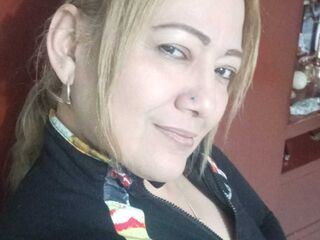 camgirl playing with sextoy ClauCortner