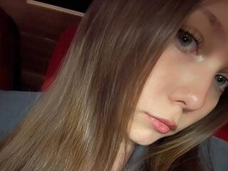 naughty camgirl masturbating CleliaGuynup