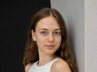 hot live girl CleoraClouden