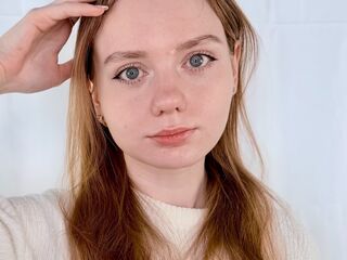 live teaser cam CreolaMarn