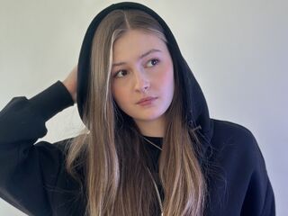 chat room live cam DainaFranklin