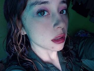 fingering camgirl picture DannaGom