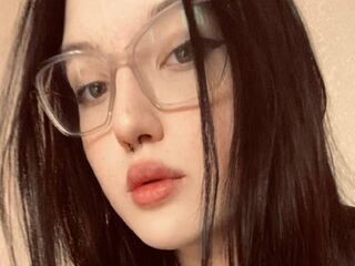 masturbating girl DeloresRamos