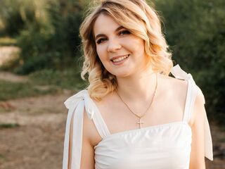 free live webcam video DemetriceAkpan