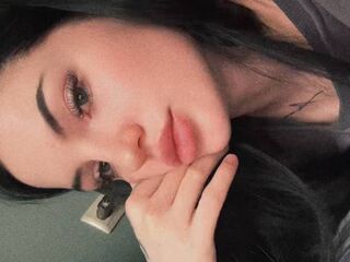 camwhore shaving pussy DorettaGirling