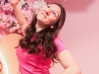 camslut topless EarthaRivas