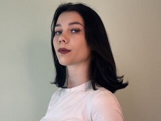 naked girl with webcam masturbating with dildo EdythOverbey