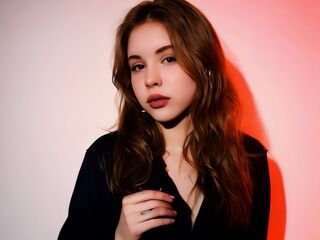 live free chat EllaDawson